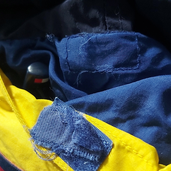 Tommy Hilfiger Windbreaker Jacket size Medium - Picture 12 of 12